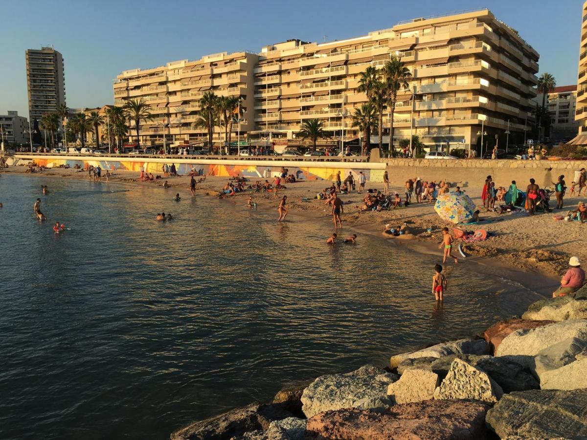 Argentine T2 De 55M2 Tout Confort En Bord De Plage Saint-Raphael  Bagian luar foto